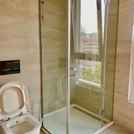 Διαμέρισμα The Luxe Bathtub Haven