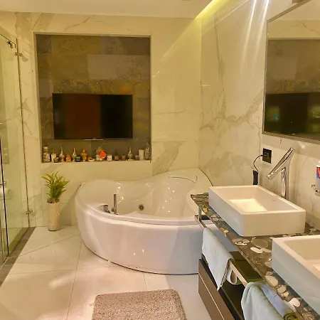 The Luxe Bathtub Haven